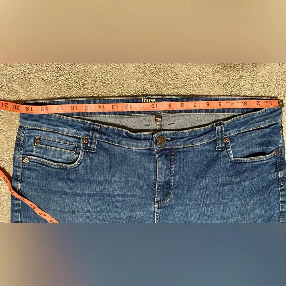 Kut from the Kloth 18W Blue Embroidered Pockets Med Wash Straight Leg Jeans - Picture 5 of 10